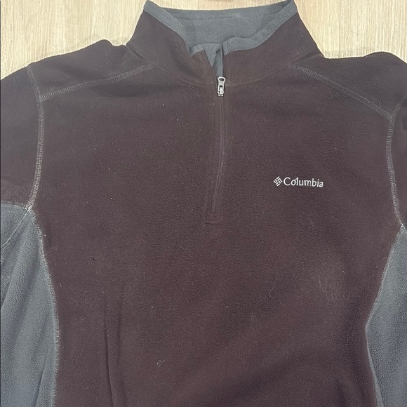 Columbia Black and Gray Zip Up Sweater - Picture 2 of 9